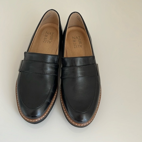 Naturalizer Adiline Loafers - Picture 3 of 8